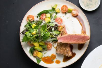 Atún en Costra de Ajonjolí